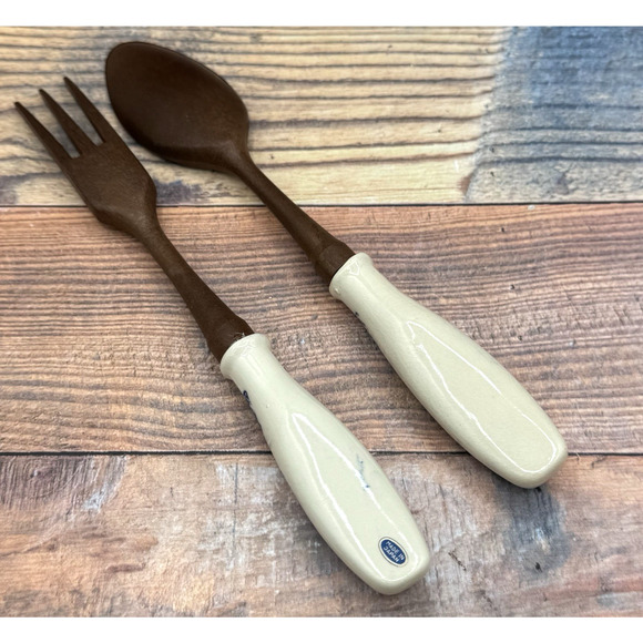 Vintage Japan Blue Willow Salad Serving Fork and Spoon Set Wood Look / Porcelain - Picture 3 of 6